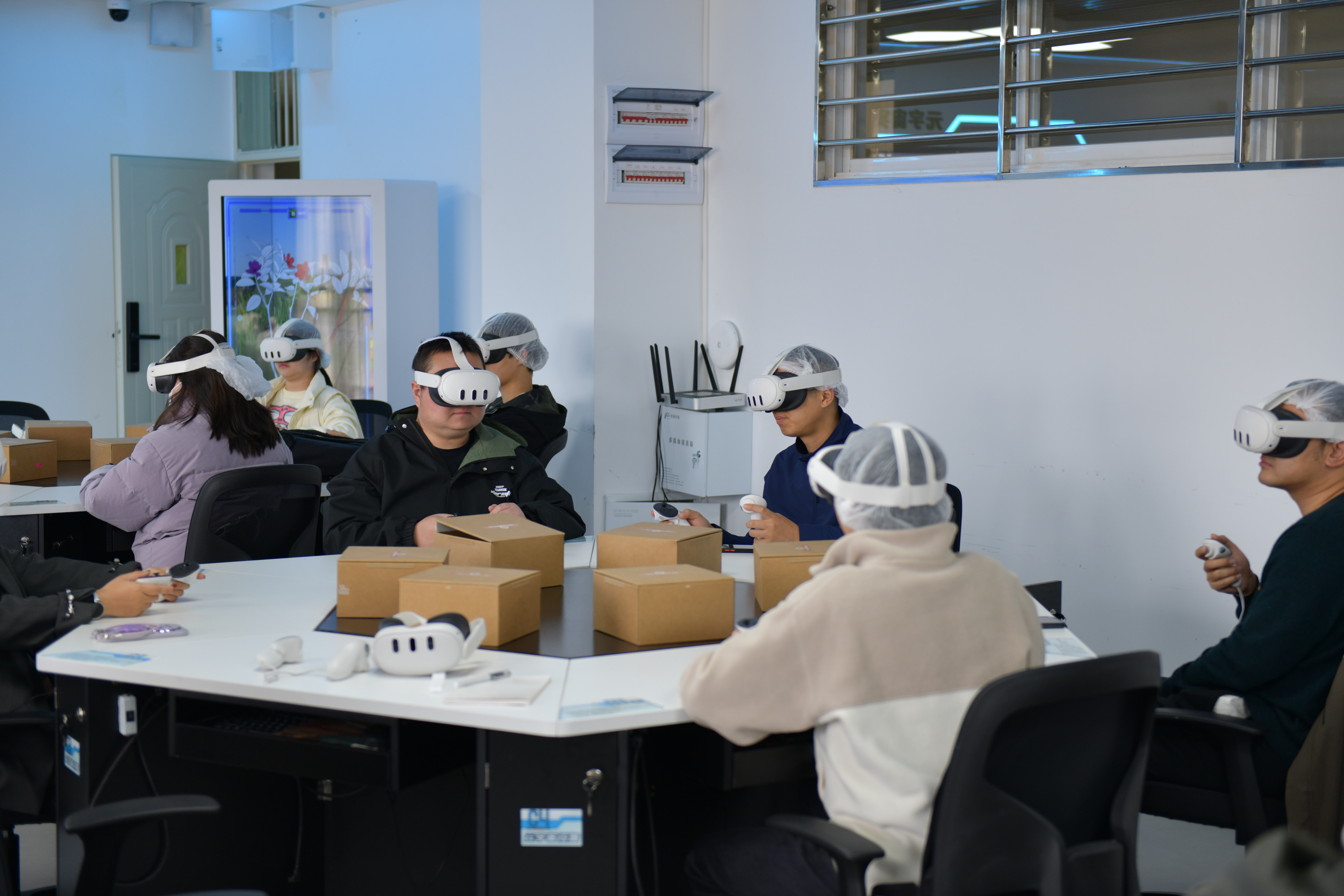 学校举办新入职教师数...